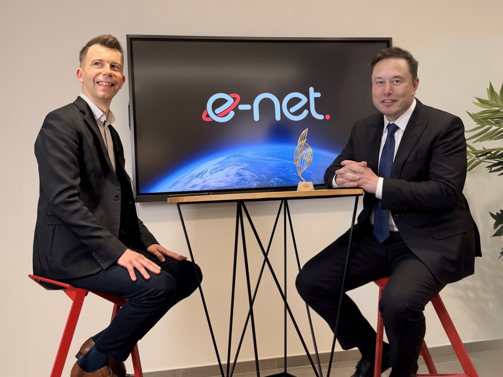 Sacha Peiffer échange avec Elon Musk à Floreffe autour du Souffle de l’Innovation